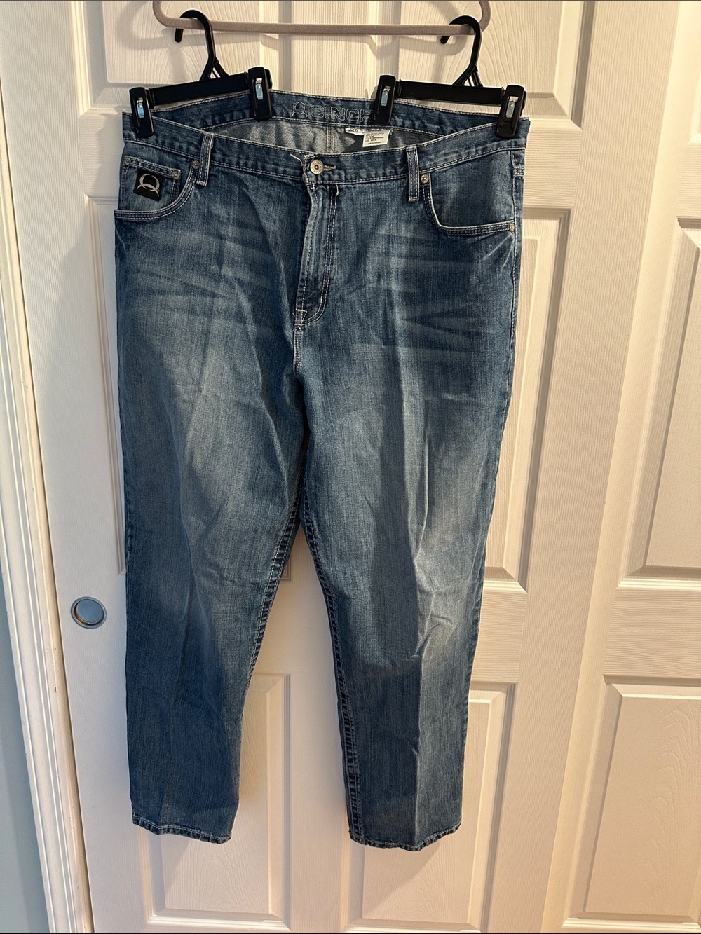 Cinch Men's Medium Blue Straight Jeans (42x34)